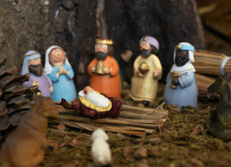 Three Kings Day Crafts Celebrating Epiphany with kids