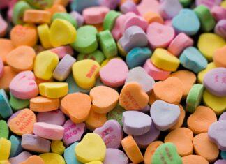 Homeschool Mom Collective Love Like Jesus Table