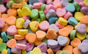 Homeschool Mom Collective Love Like Jesus Table